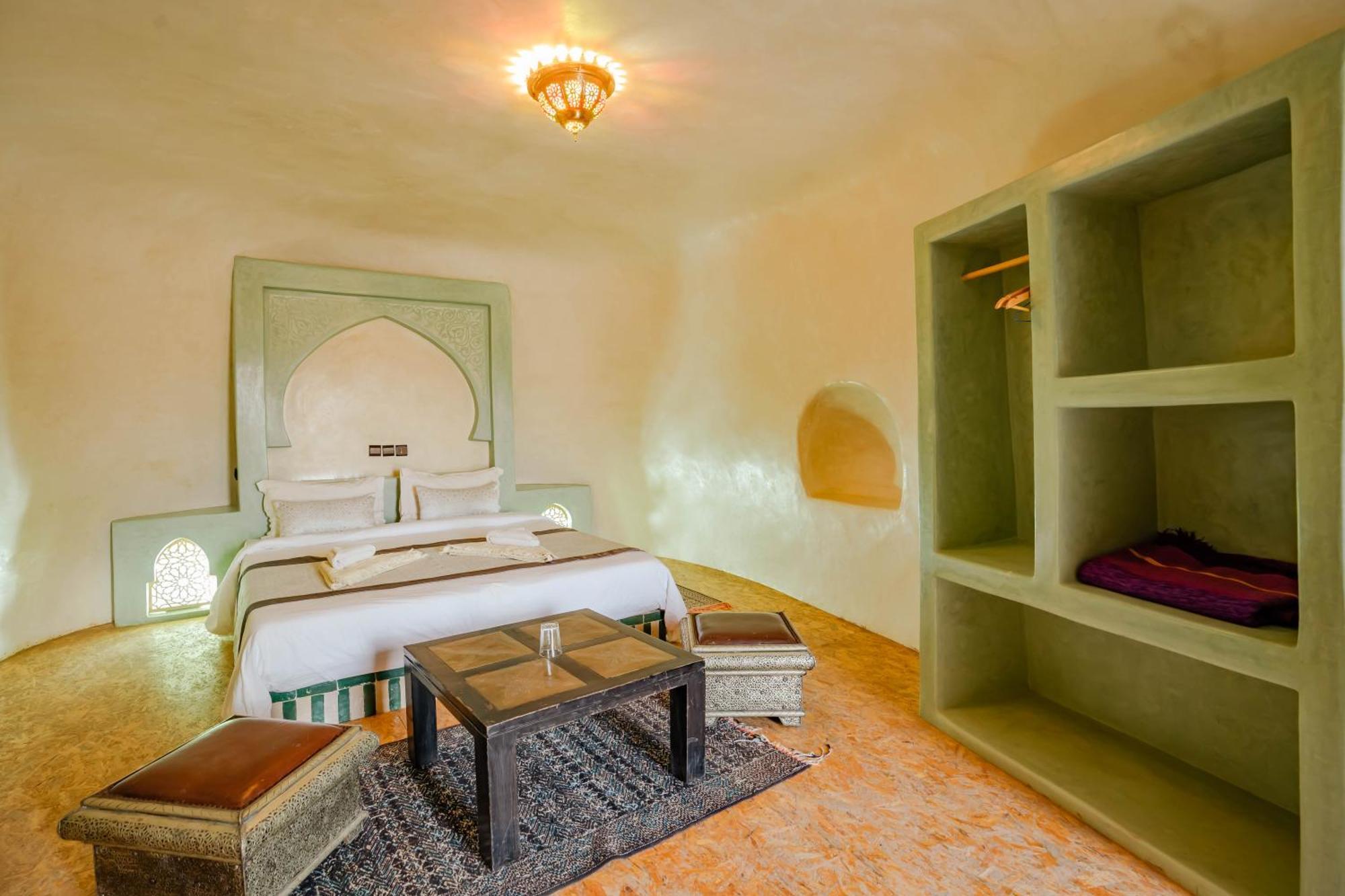 Bed and Breakfast Kasbah Tizzarouine Boumalne Esterno foto