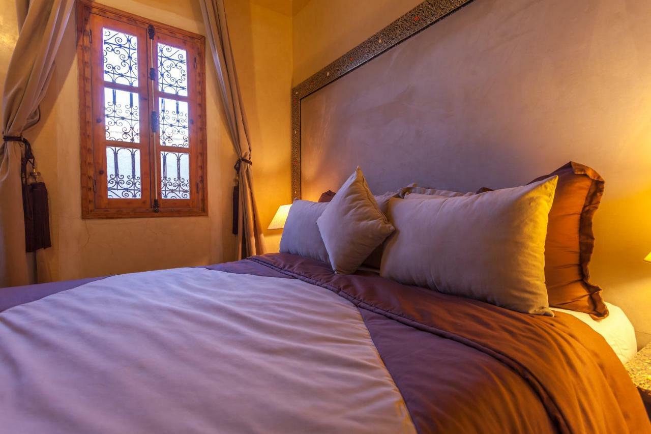 Bed and Breakfast Kasbah Tizzarouine Boumalne Esterno foto