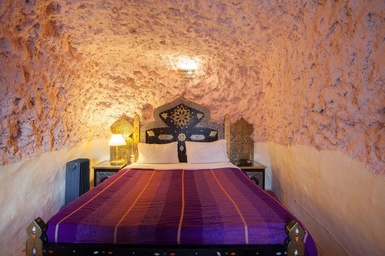 Bed and Breakfast Kasbah Tizzarouine Boumalne Esterno foto