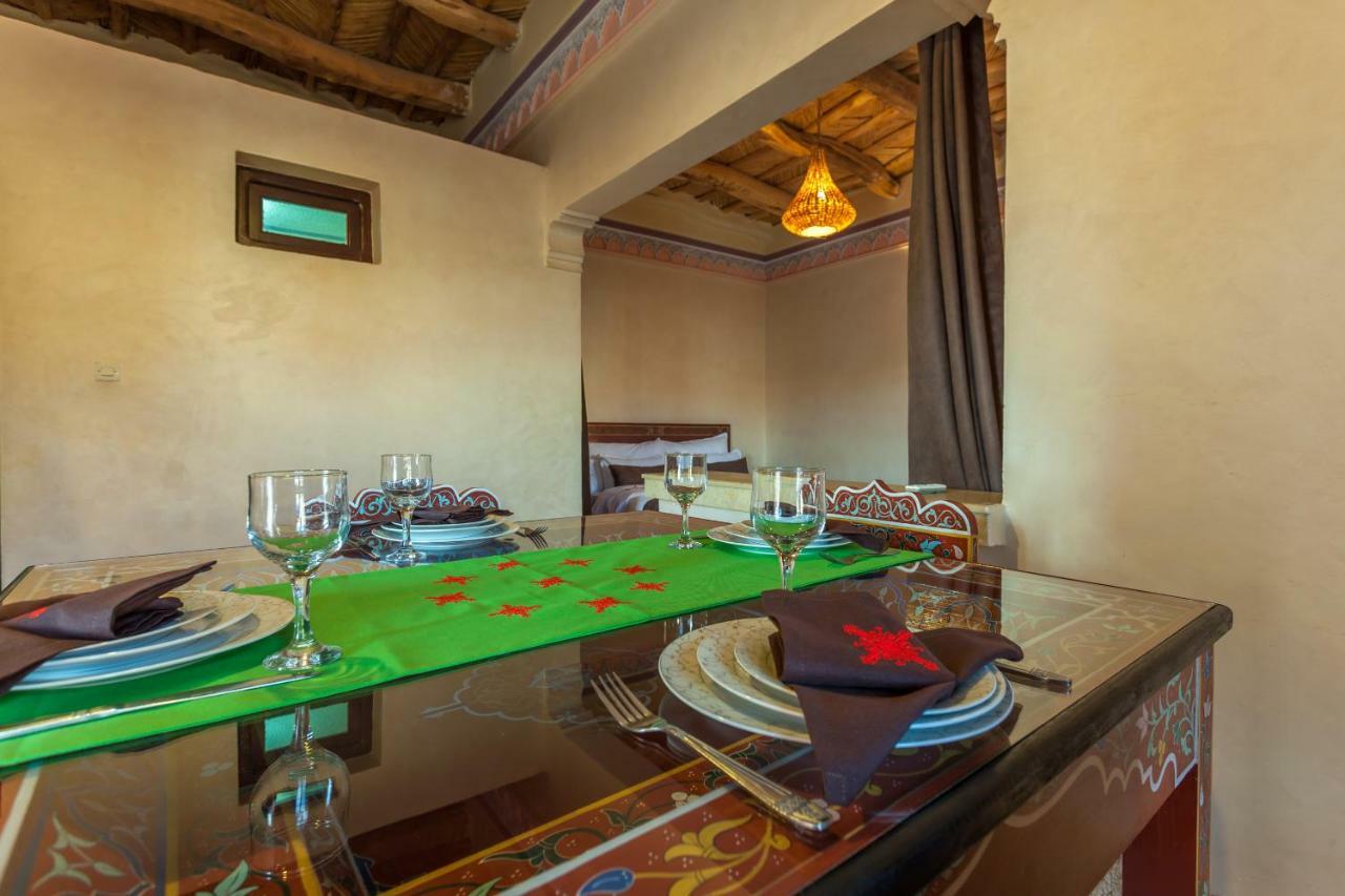 Bed and Breakfast Kasbah Tizzarouine Boumalne Esterno foto
